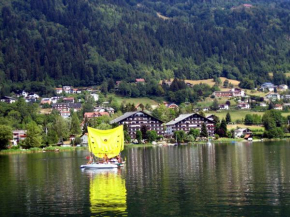 Отель Appartement Hänsel und Gretel am Ossiachersee  Штайндорф-Ам-Оссиахер-Зее